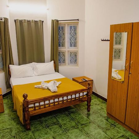 Hotel Maison Blanche Near Rock Beach Puducherry Exterior foto