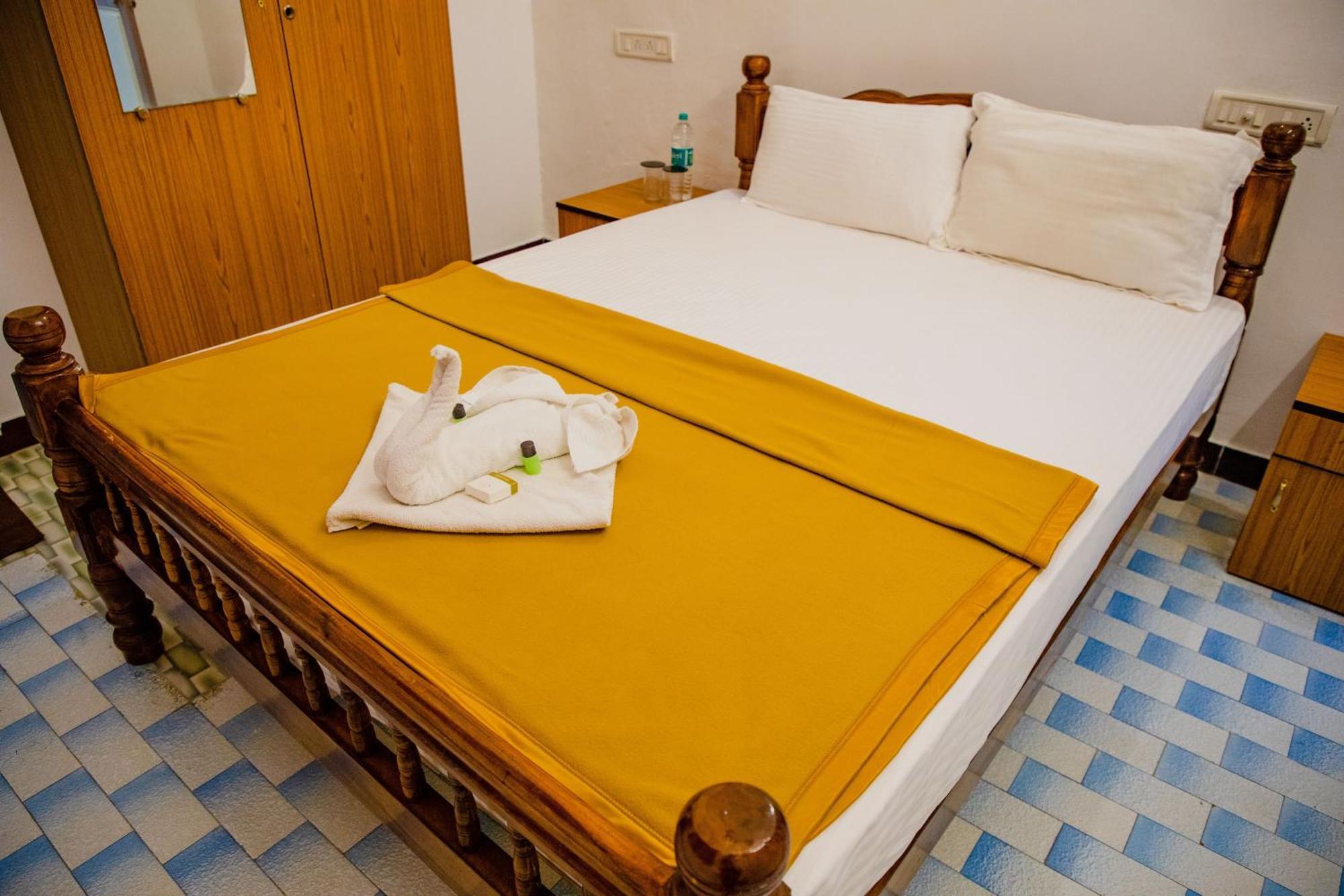 Hotel Maison Blanche Near Rock Beach Puducherry Exterior foto