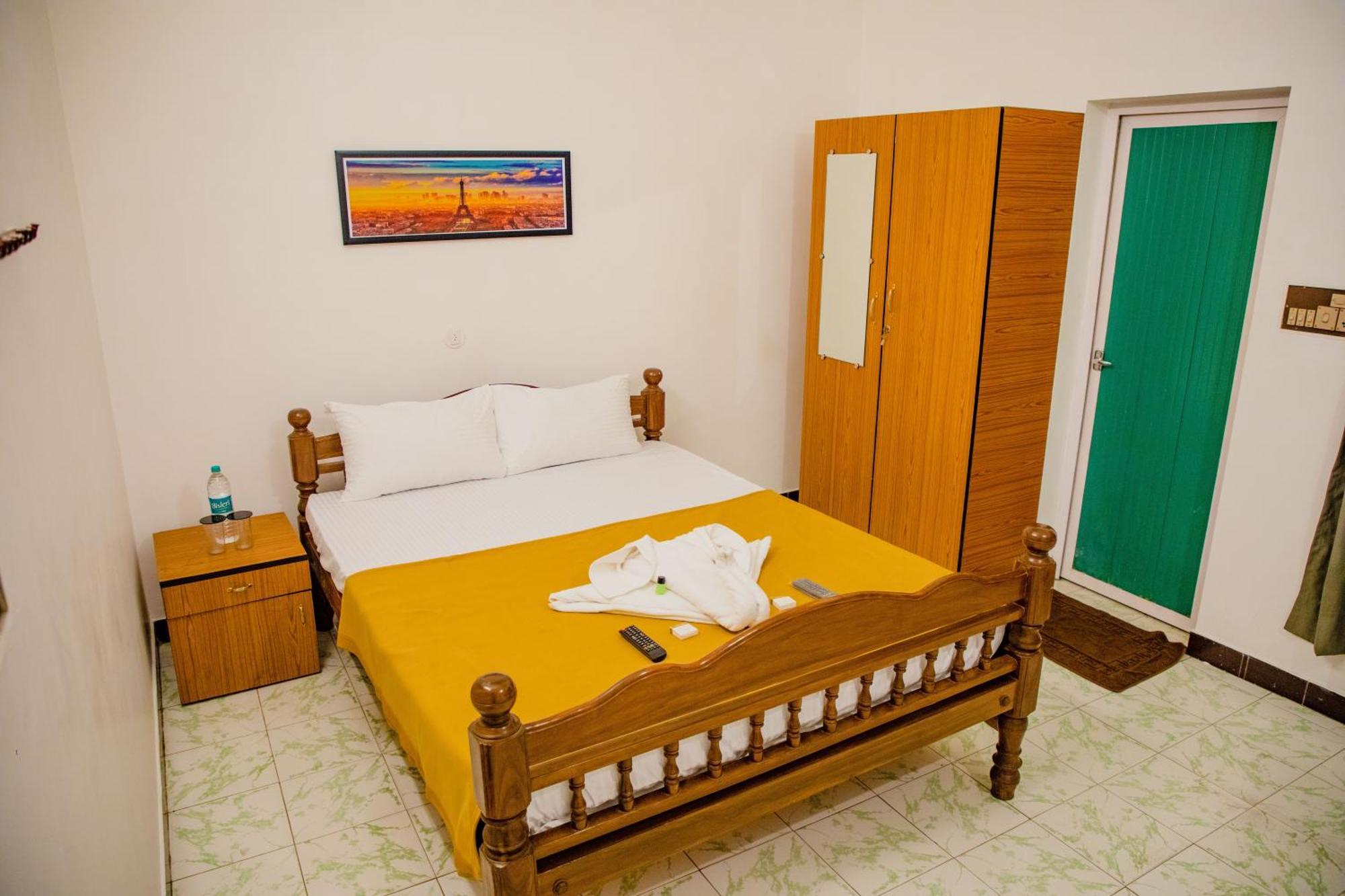Hotel Maison Blanche Near Rock Beach Puducherry Exterior foto